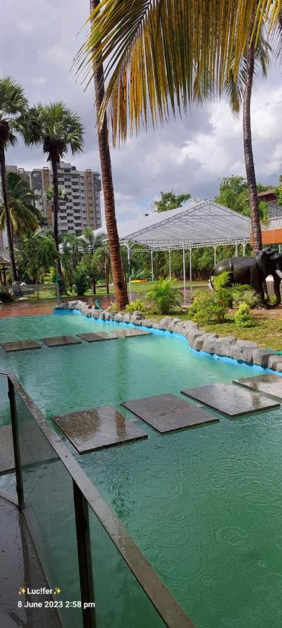 Udaya Resort Палаккад Экстерьер фото