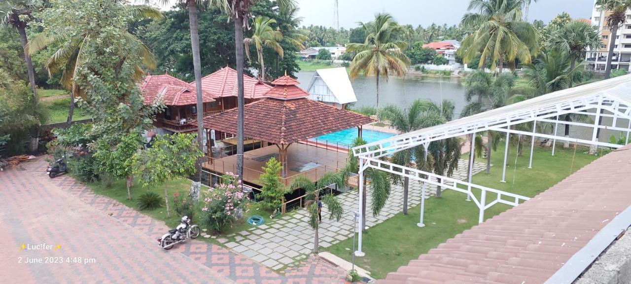 Udaya Resort Палаккад Экстерьер фото
